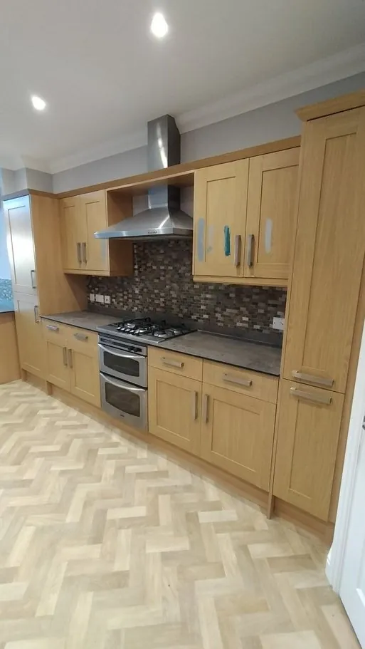 Oak shaker kitchen in Eastleigh SO50, Hampshire before respraying