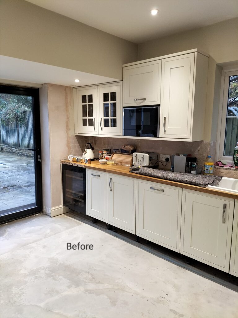 Kitchen in Hedge End, Hampshire before respraying